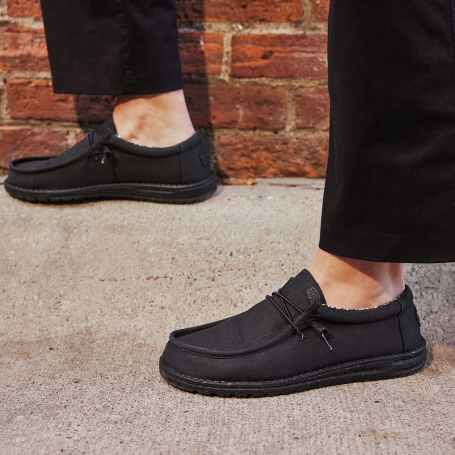 Alternative view of Wally Stretch Canvas - Black/Black