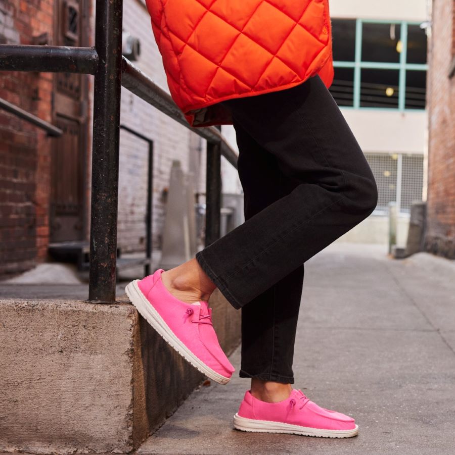 Alternative view of Wendy Stretch Canvas - Neon Pink